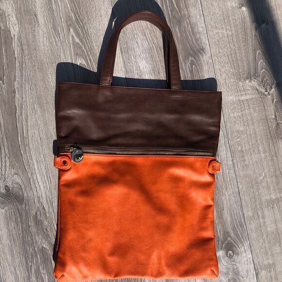 Neiman Marcus Handbags - Neiman Marcus large tote bag purse